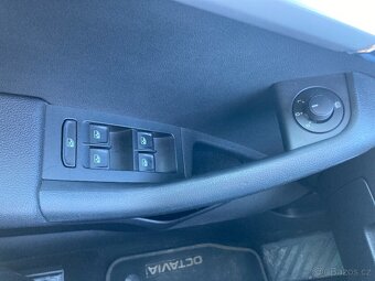 Škoda Octavia, 2,0TDI/110kW DSG CarPlay - 16