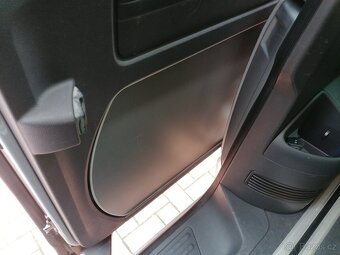VOLKSWAGEN MULTIVAN T5 FACELIFT 2.0TDI 103KW (CAAC) 224TKM - 16