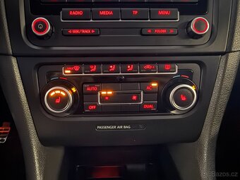 Volkswagen Golf 1,2 TSI 77kW,SERVISKA,STYLE - 16