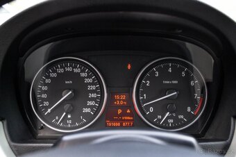 BMW Rad 3 325i A/T Cabiro E93 - 16