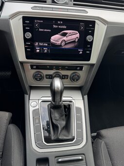Volkswagen Passat B8 Variant 2.0 TDI 110kW 2019r - 16