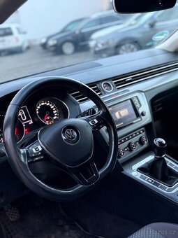 Volkswagen Passat B8 2,0 TDI 110kW DIGIKLIMA Ojeté, 2014, 23 - 16