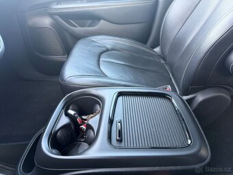 Chrysler Pacifica 3,6 4x4 AWD S type Radar 2022 - 16