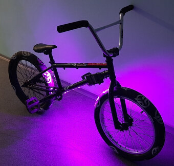 BMX kolo, rám Wethepeople 20.75, odolné, kola 20". - 16