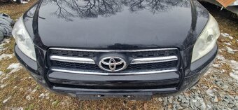Toyota RAV 2.D - poškozená zadni část vozu - 16
