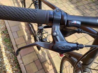 Cestovatelské CrMo kolo Specialized AWOL COMP - 16