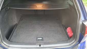 VOLKSWAGEN GOLF 7 R Individuál - 2,0TSi 228kW 4x4 - DSG. - 16