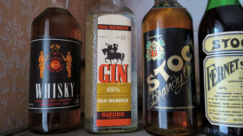 Alkohol - vodka, griotte - starý, archivní, retro alk. - 16