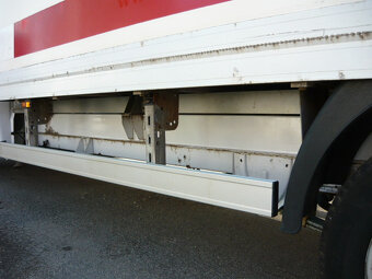 FIAT DUCATO 2.3 JTD CHLADÁK 8 PALET - 16
