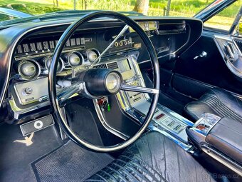 1964 Ford Thunderbird Roadster - 16