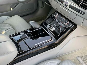 Audi A8 3.0 TDI 193 KW/QUATTRO/Webasto/Kůže/Top výbava/2017 - 16