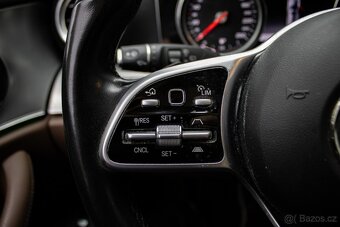 Mercedes-Benz E 220D 4MATIC - 16