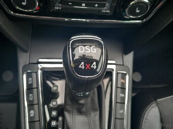 Škoda Superb 2.0TDi DSG 4x4 ELEGANCE NAVI BI-XENONY - 16