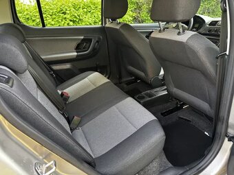 Škoda Fabia II 1.2 12V Klima El. okna Facelift 115tis. km - 16