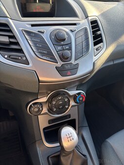 Ford Fiesta - 16
