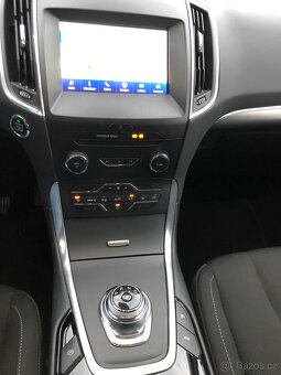 Ford S-Max 2.0 110 kw Ecoblue Titanium, LED, Velmi hezký DPH - 16