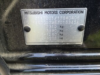 MITSUBISHI OUTLANDER PHEV HYBRID PLNÝ SERVIS MOŽNOST DPH - 16