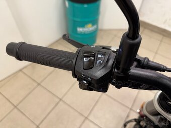 HUSQVARNA SVARTPILEN 125,ABS,700 KMTOP - 16