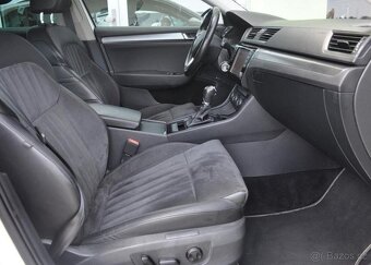 Škoda Superb 2.0TDi STYLE DSG NAVI TAŽNÉ ČR - 16