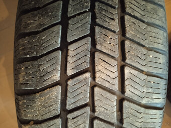 Pneu pro VW Golf 4 - 16