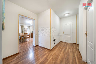 Prodej rodinného domu, 247 m², Srbsko, ul. Lomená - 16