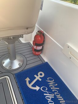 QUICKSILVER Activ 505 CABIN + MERCURY F80 + vlek - 16