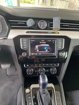 Volkswagen Passat B8 GTE Plug in hybrid - 16