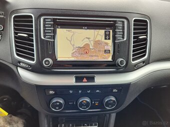 VW Sharan 2.0TDI 110kw FACELIFT 7míst Navi Serviska - 16