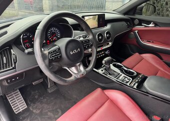 Kia Stinger 3.3 T-GDI AWD GT - 16