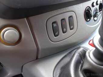 OPEL VIVARO 2.0CDTI 84KW LONG 5/6 MÍST R.V.2014 - 16