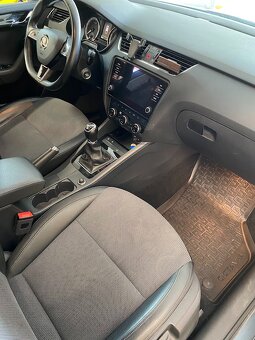 ŠKODA OCTAVIA combi,2.0.TDi, 110 kW,koupeno v ČR,LED - 16