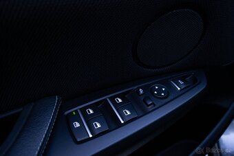 BMW X3 xDrive20d A/T - 16