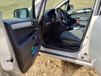 Opel Zafira b 1.9 cdti - 16
