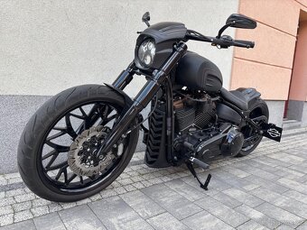 Harley FXBR Breakout - 16