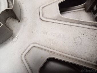 Poklice Ford, 4M51-1000-EB - 16