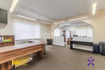 Prodej skladu a haly 3 394 m², pozemek 6 552 m² Zlín - Malen - 16