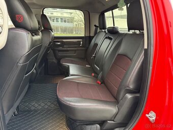 Dodge RAM 5.7 SPORT  CREWCAB (č.1131) - 16