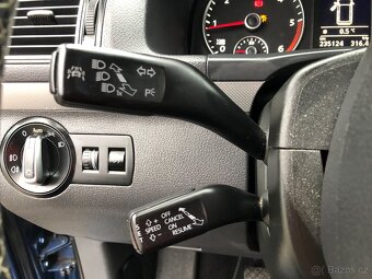 Volkswagen Touran Match R.V. 2012 2.0tdi 103KW - 16