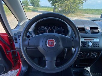 Fiat Sedici 1.6 88 kW 2011,1.majitel 83tis km serviska klima - 16