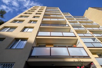 Pronájem bytu 4+1 72 m² Aubrechotvé, Praha - 16