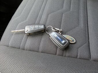 Ford Tourneo Connect 1,5 TDCi MAXI LONG Titanium - 16