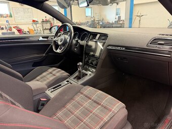 Volkswagen Golf 2.0 GTI 169 kW - 16