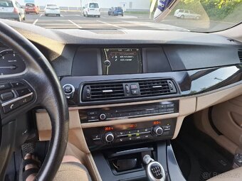 BMW F11 520 - 16