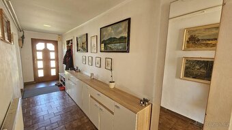 SLEVA RD 5+1 + 2kk na pozemku 1.230m2 Brno-venkov, dvojgaráž - 16