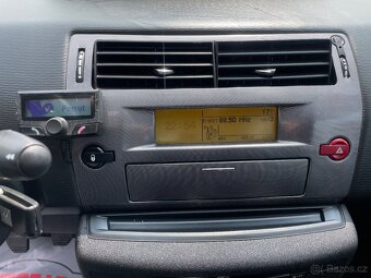 Citroën C4, 1,4 65kW, SERVISKA - 16