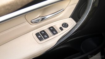 BMW Řada 3, 330d 190kW xDrive LuxuryLine - 16