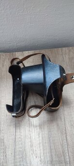 Prodám fotoaparát Zenit-E + objektiv + blesk - 16