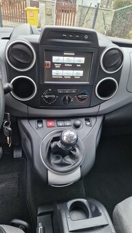 CITROEN BERLINGO MULTISPACE 1.6 HDI 88 KW.6 RYCHLOSTÍ.5 MÍST - 16