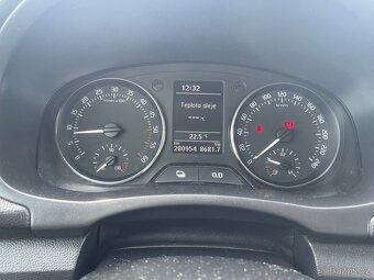 Škoda Fabia 1.6tdi - 16