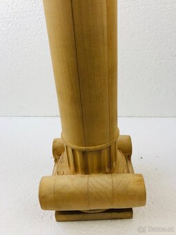 Vyřezávaný dřevěný stojan Antický sloup (NP004) - 16